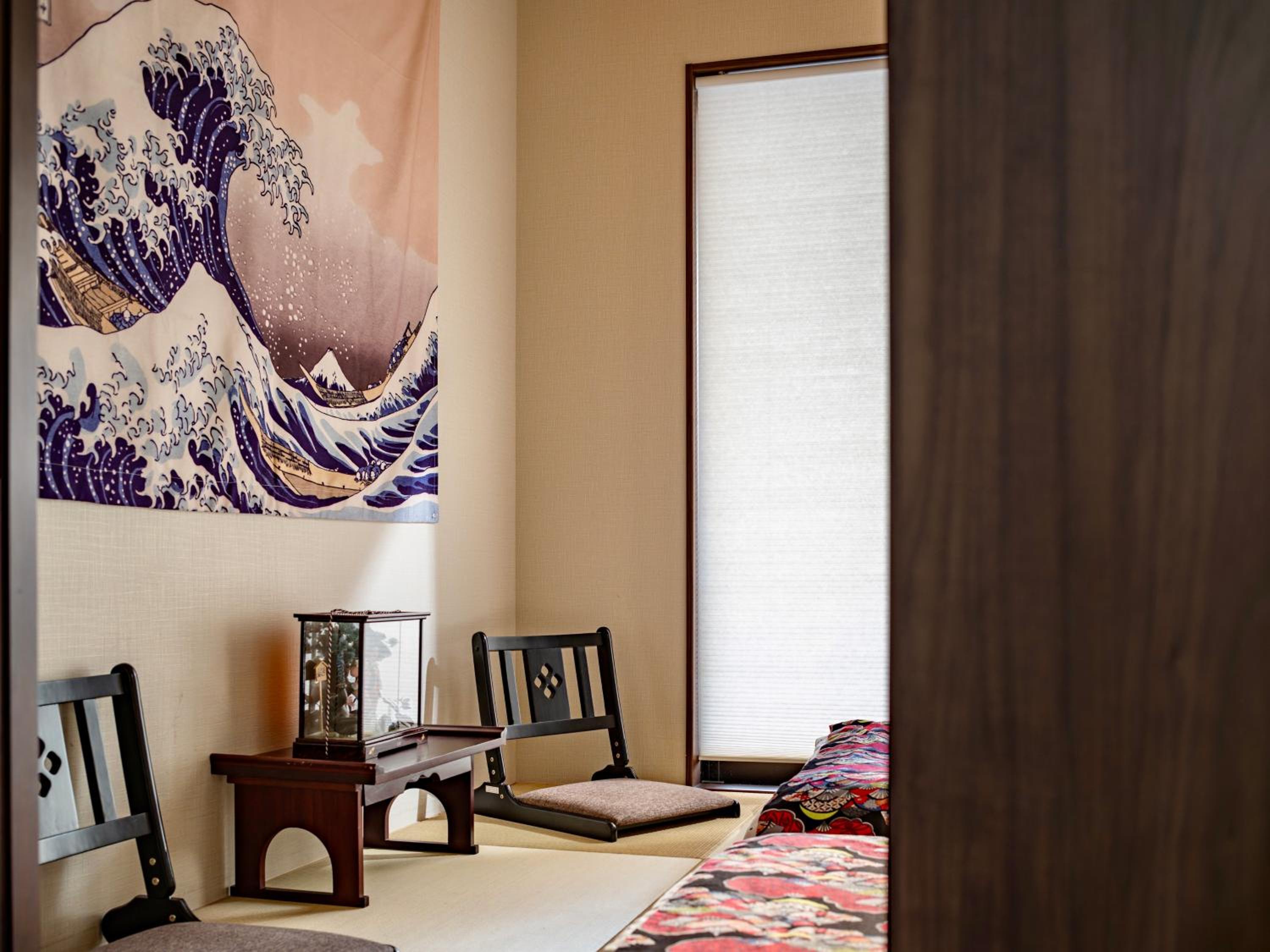 福助豆腐5mins walk to JRLoop Tsuruhashi 5mins to Nipponbashi Namba USJ Nara Direct