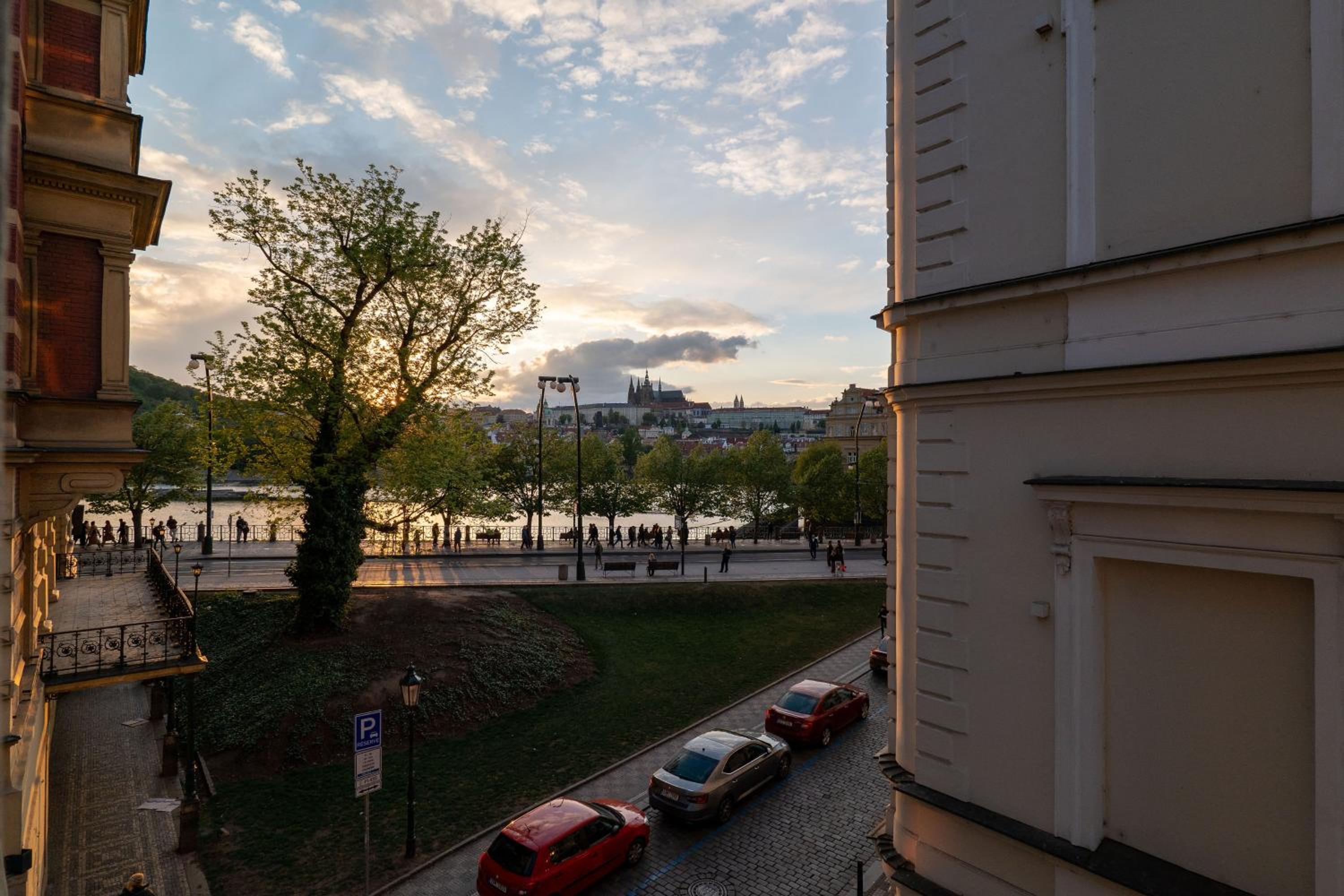 Naprstek Castle View Residence