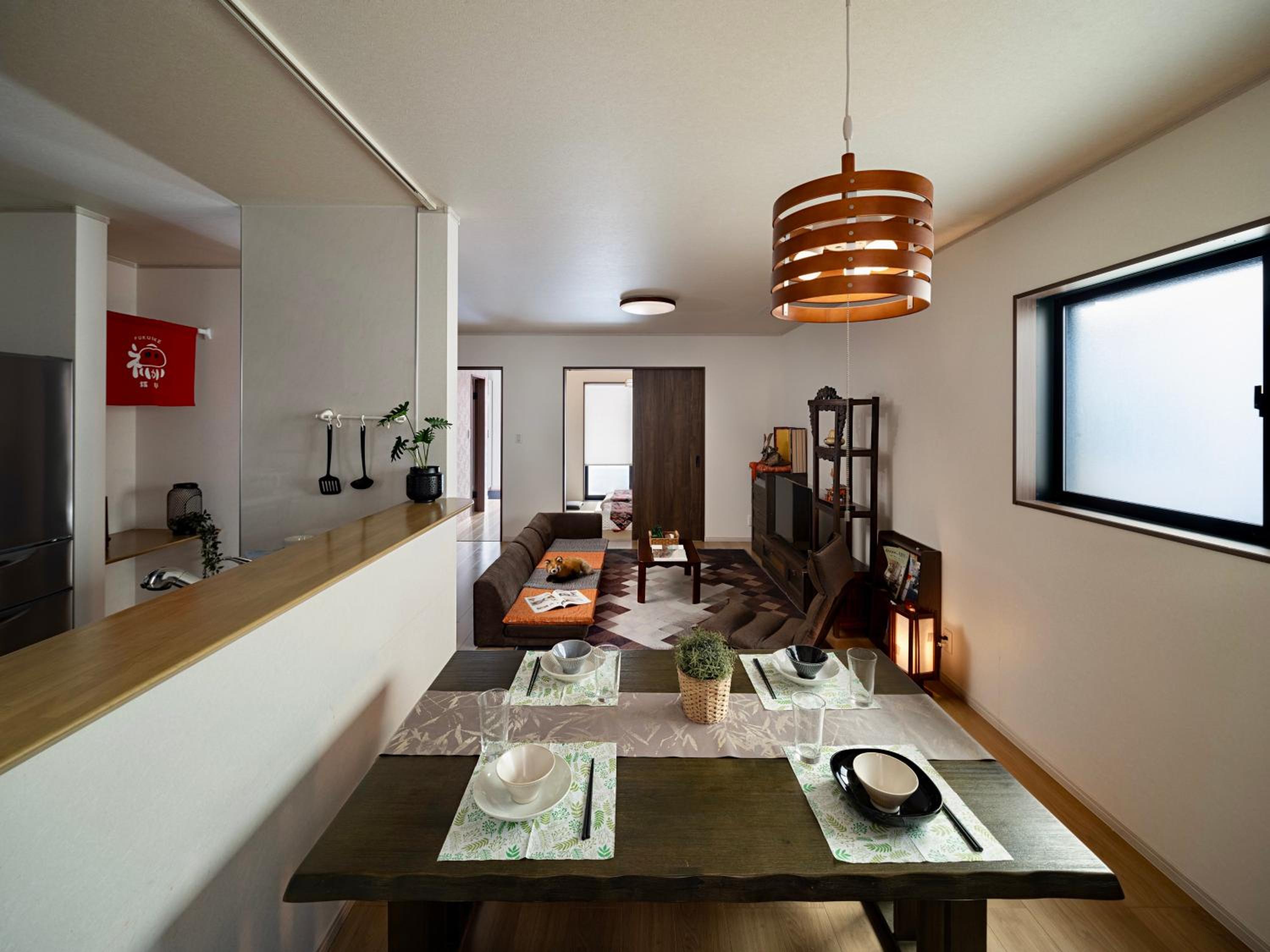 福助豆腐5mins walk to JRLoop Tsuruhashi 5mins to Nipponbashi Namba USJ Nara Direct