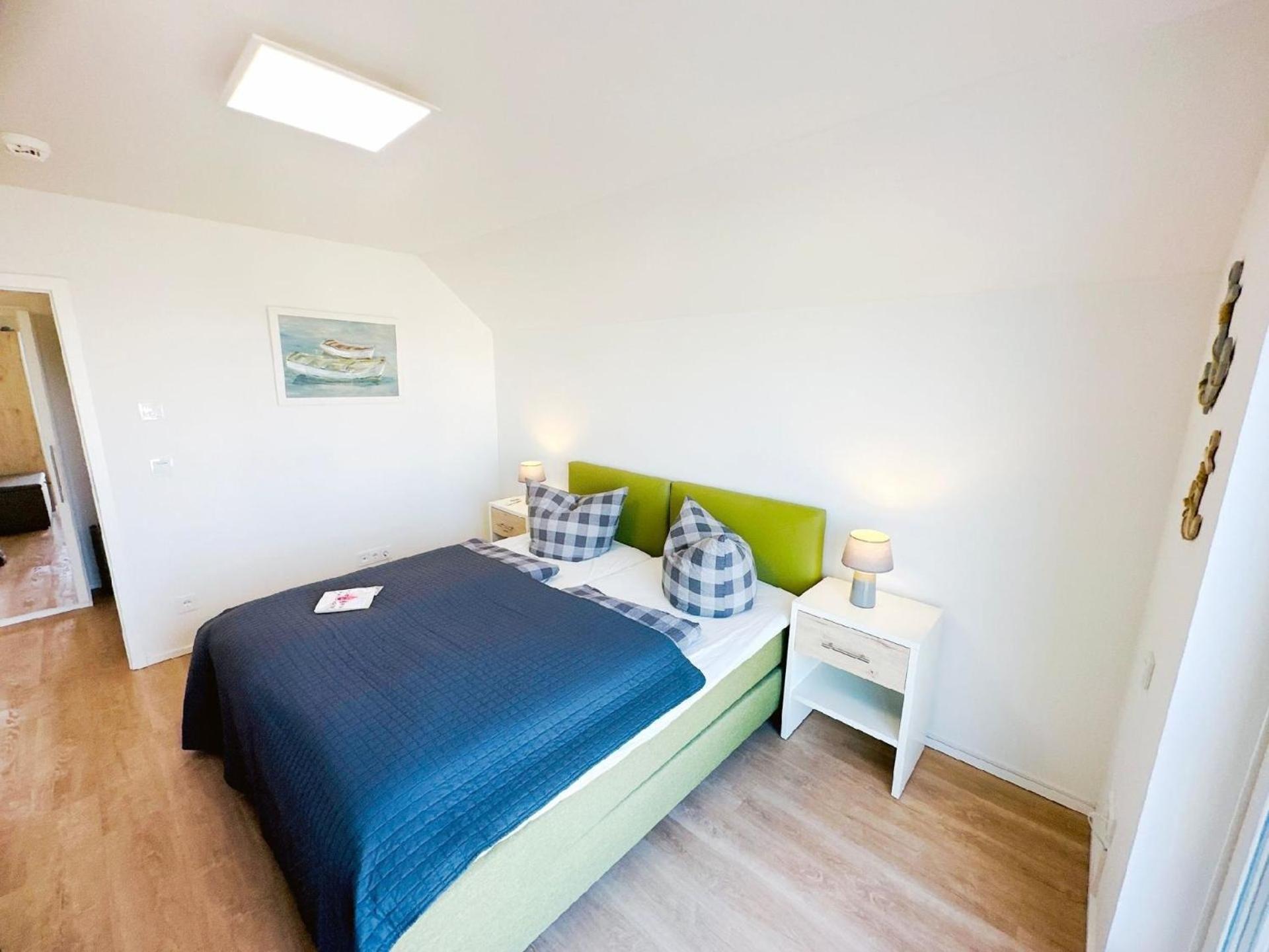Fewo Räuberhöhle by Seeblick Ferien ORO, Kamin, Sauna, Dusche, OstseeResort Olpenitz