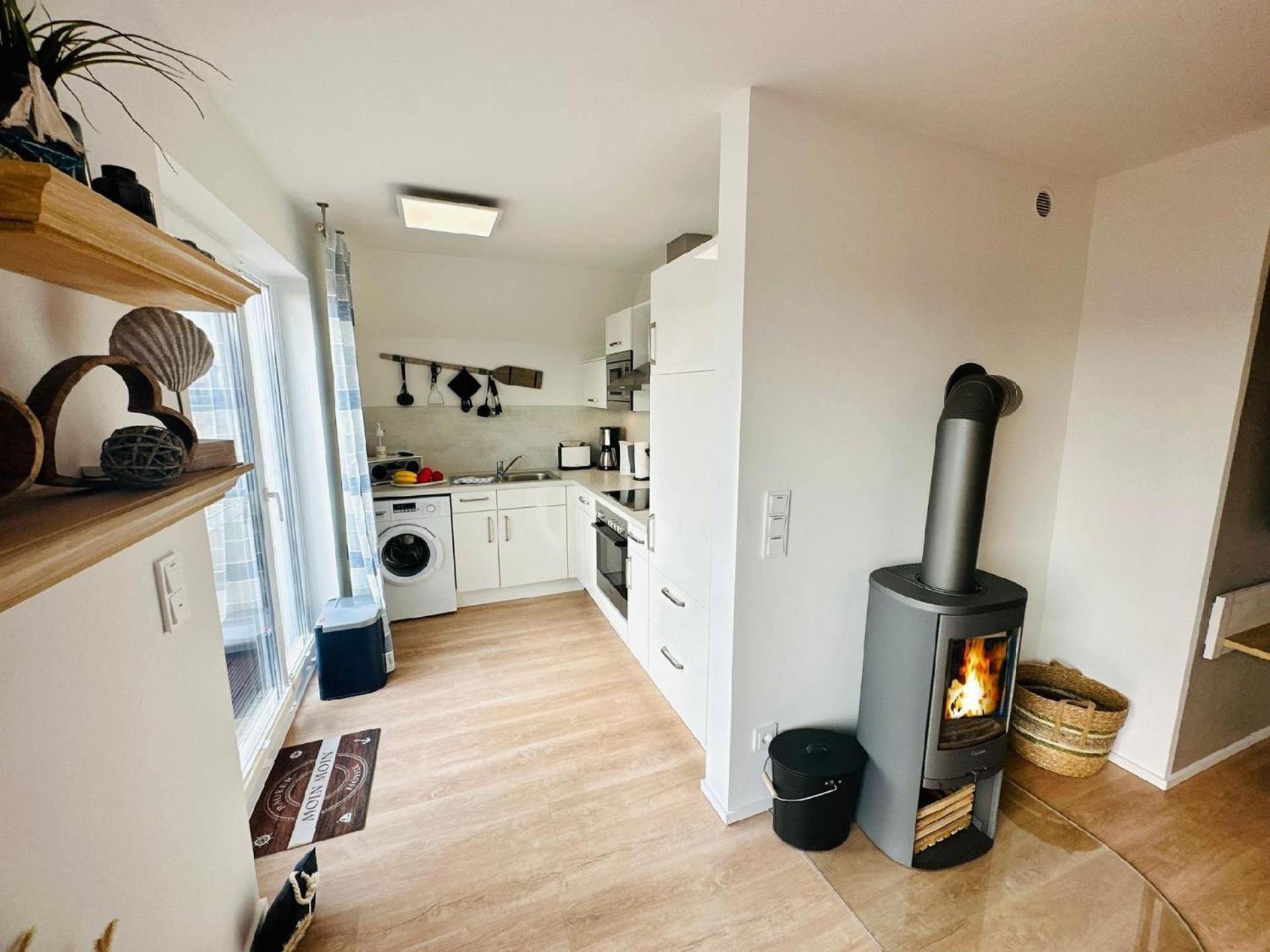 Fewo Räuberhöhle by Seeblick Ferien ORO, Kamin, Sauna, Dusche, OstseeResort Olpenitz