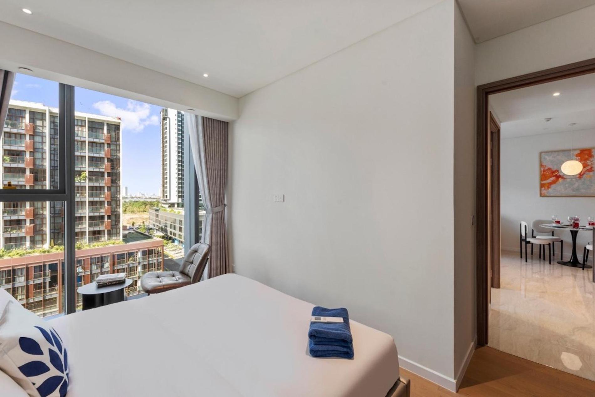ZO Apartment Opera, Crest, Galleria -Central Saigon -Free POOL-GYM-SAUNA Room-YOGA Room
