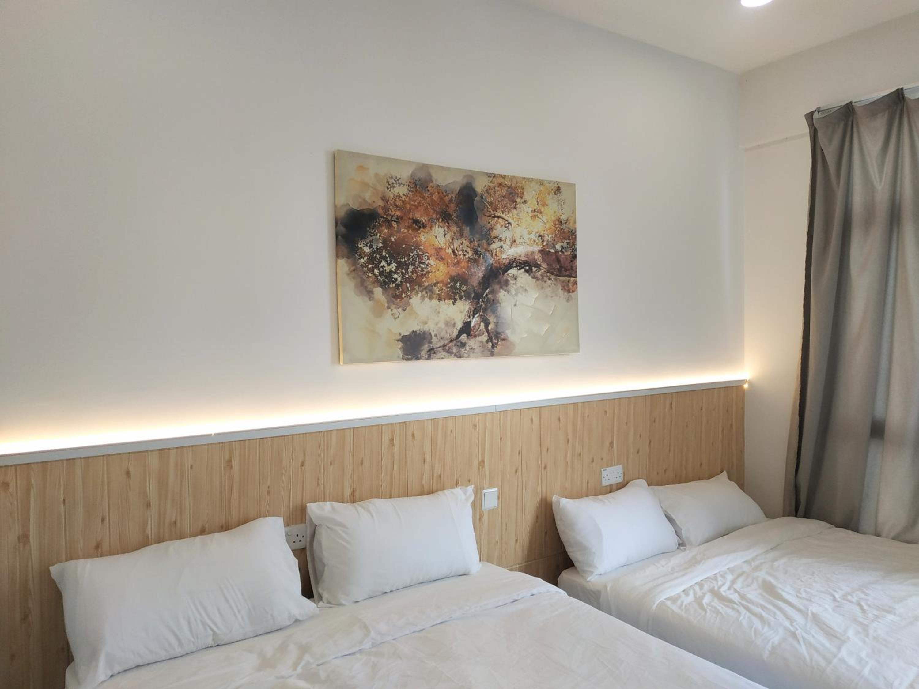 Citywoods Apartment Next to Thistle hotel,Hospital Sultanah Aminah,Ciq custom3km by YHA