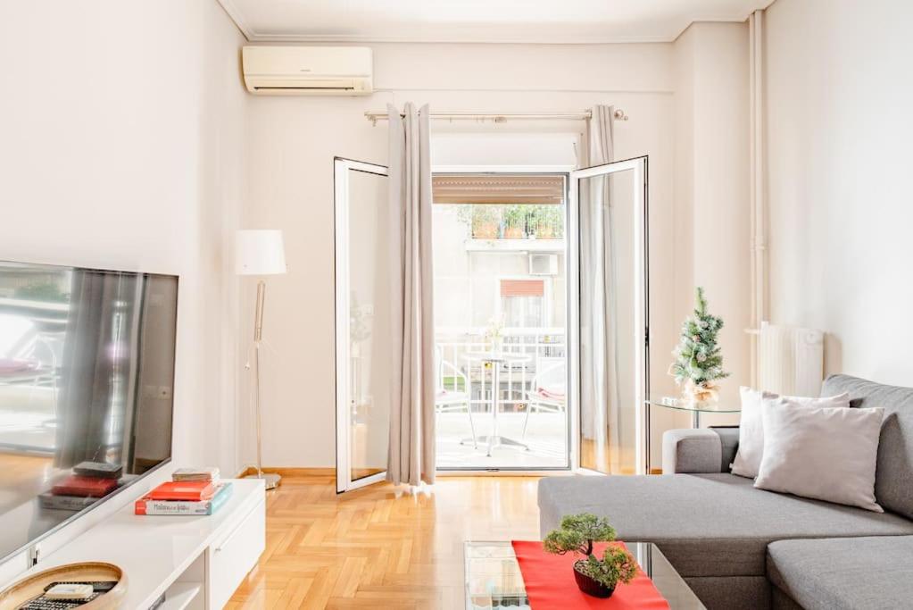Modern full apt near acropolis/vaccinatedHosts