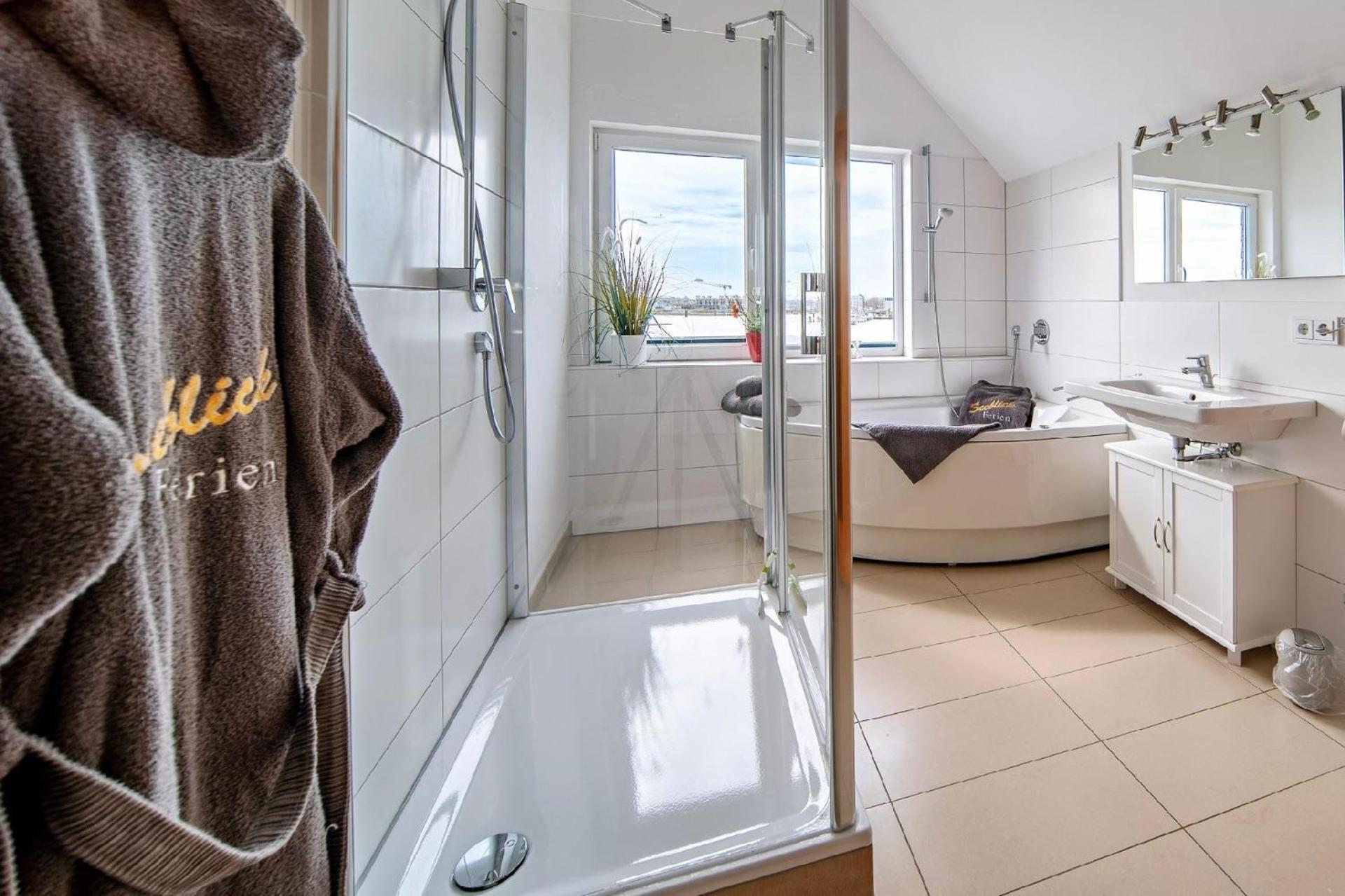Tolle Ferienwohnung in Kappeln mit Whirlpool und Seeblick