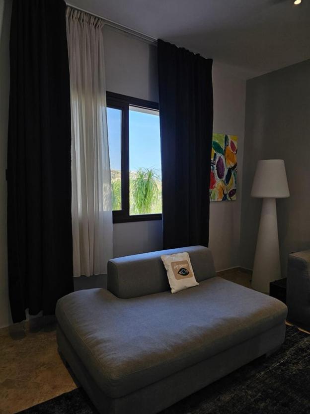 Agios Tychonas, Luxury Villa, 3 Beds
