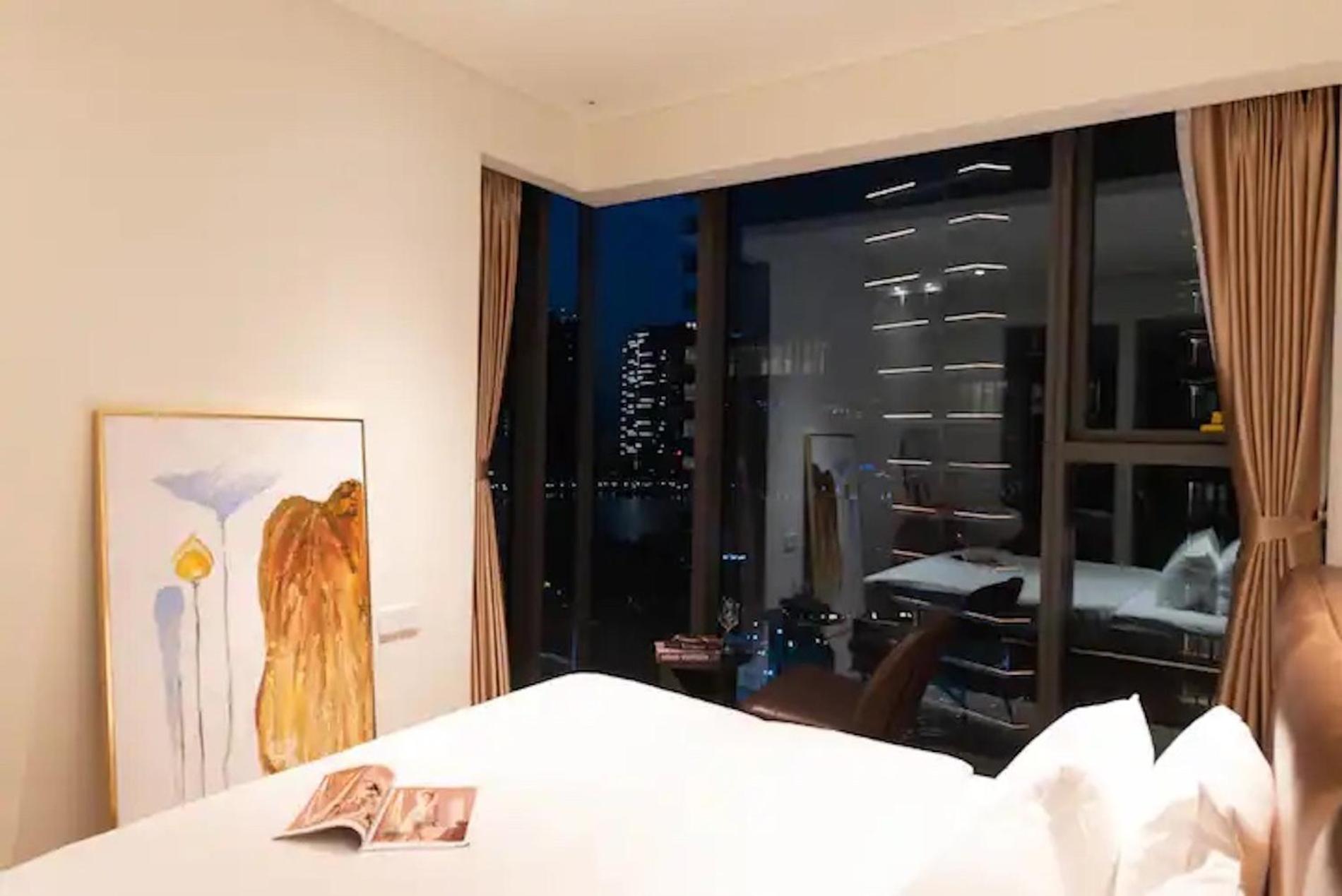 ZO Apartment Opera, Crest, Galleria -Central Saigon -Free POOL-GYM-SAUNA Room-YOGA Room