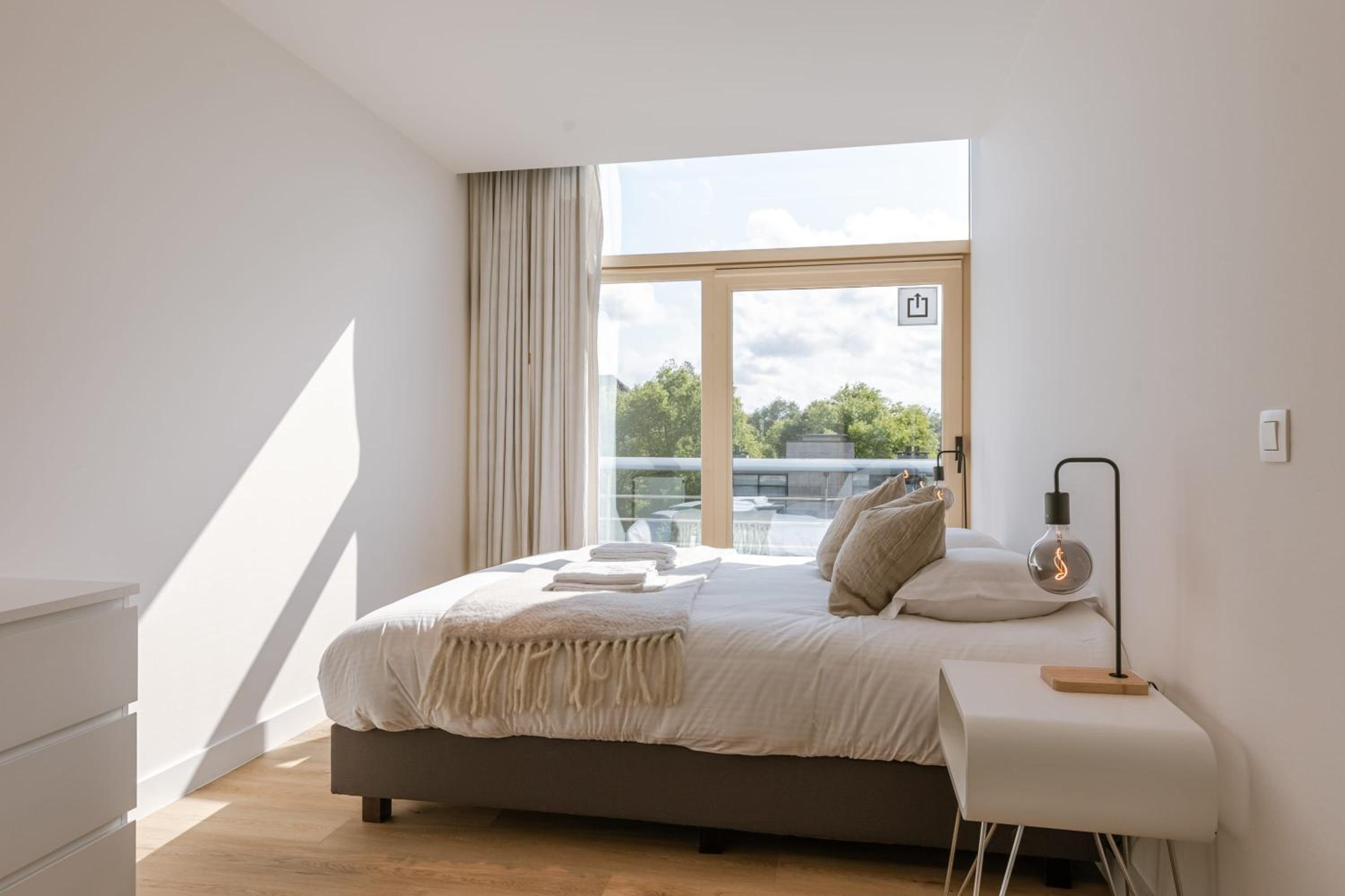 Spacious apt for 8 in Oostduinkerke near beach