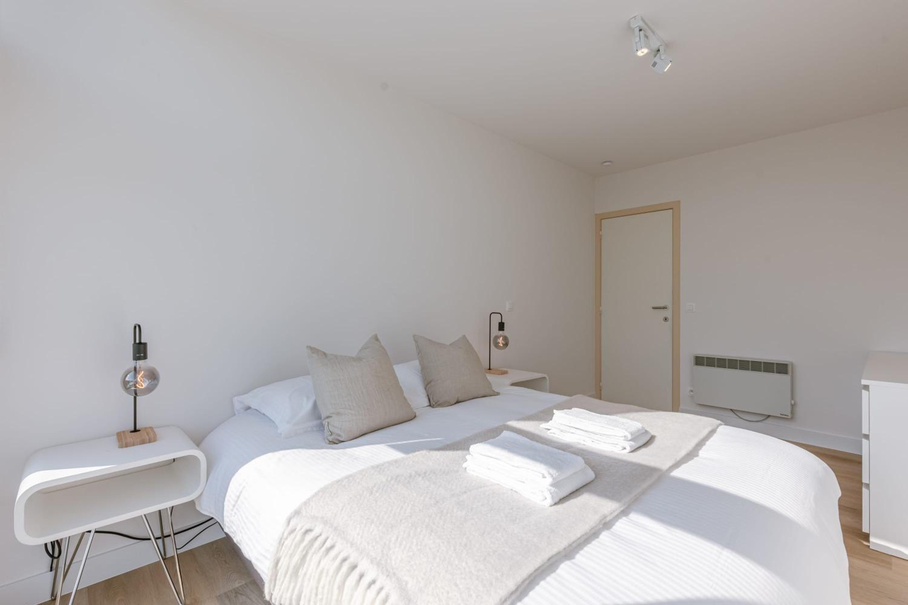 Spacious apt for 8 in Oostduinkerke near beach