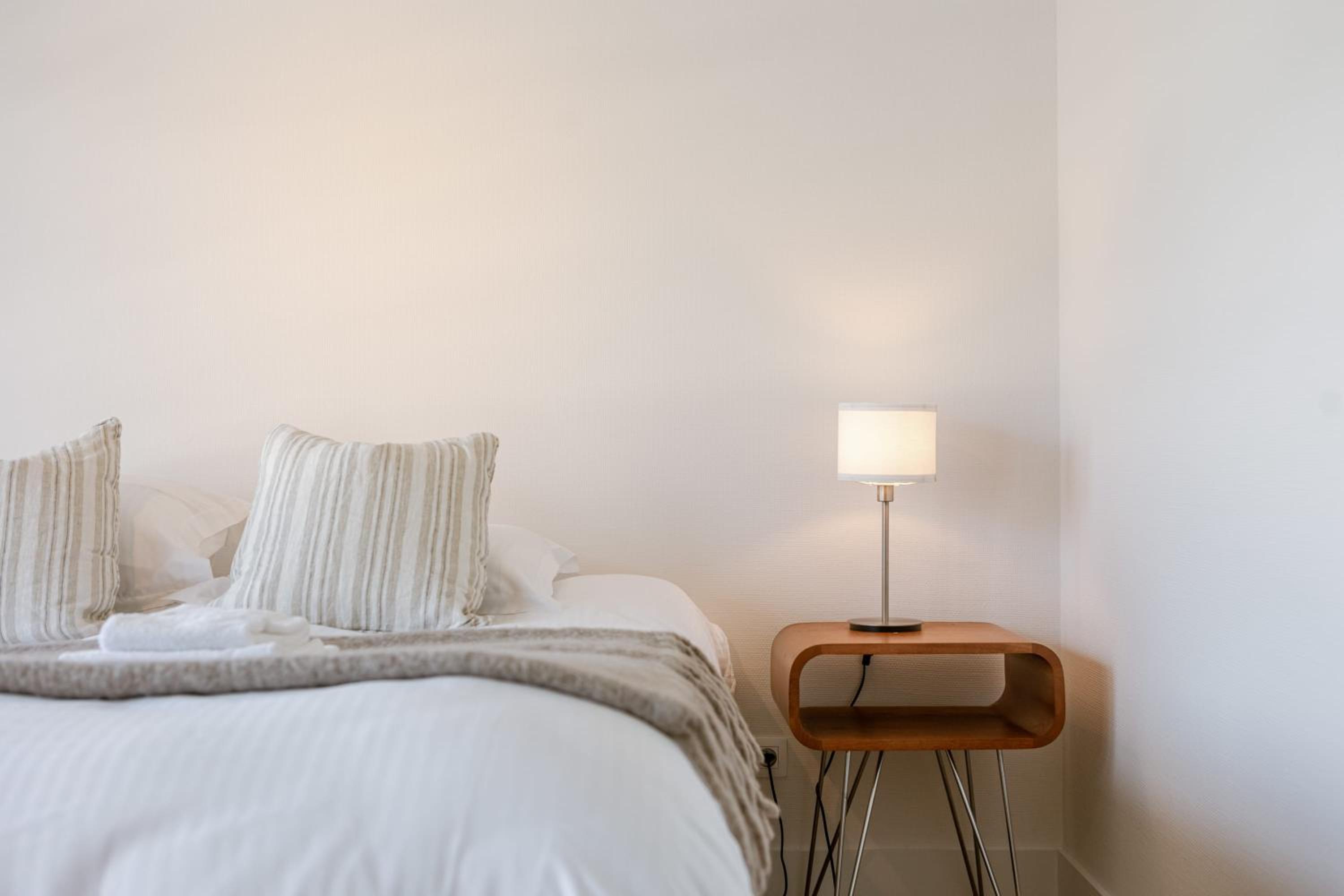 Spacious apt for 8 in Oostduinkerke near beach