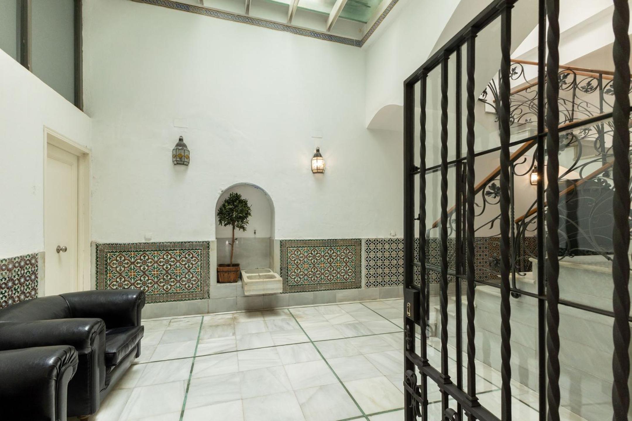 Charming 2 Bedroom Boutique Triplex Apartment with Private Terrace at Seville City Center by OCityzen