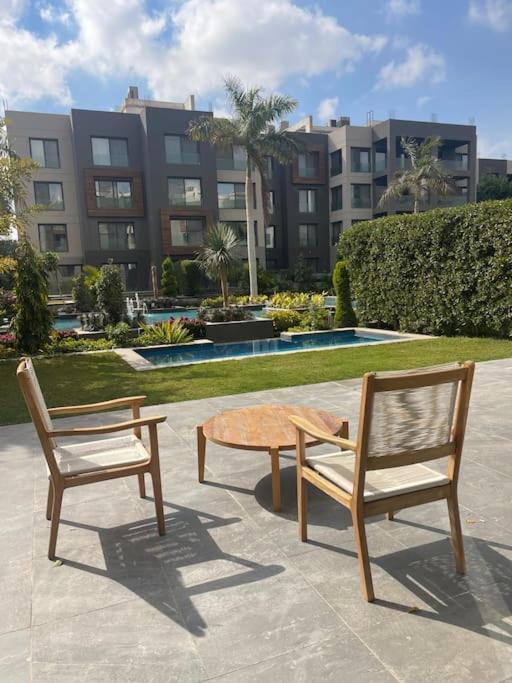 Private Pool Three Bedroom Apartment Silver Palm