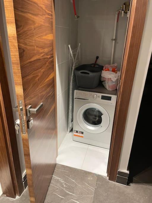 Private Pool Three Bedroom Apartment Silver Palm