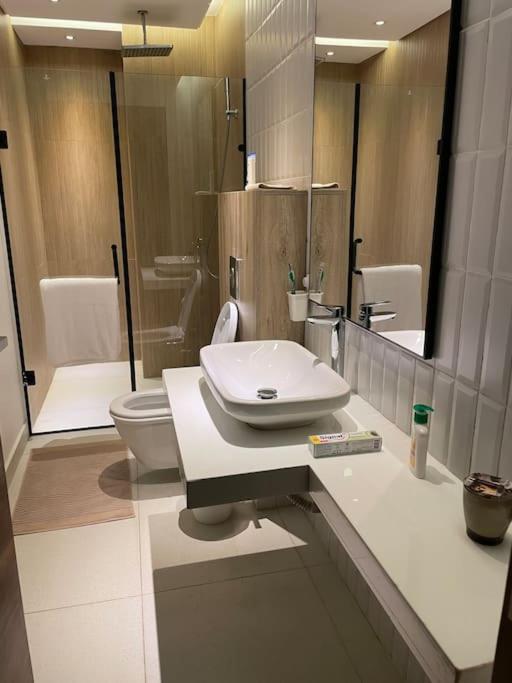 Private Pool Three Bedroom Apartment Silver Palm