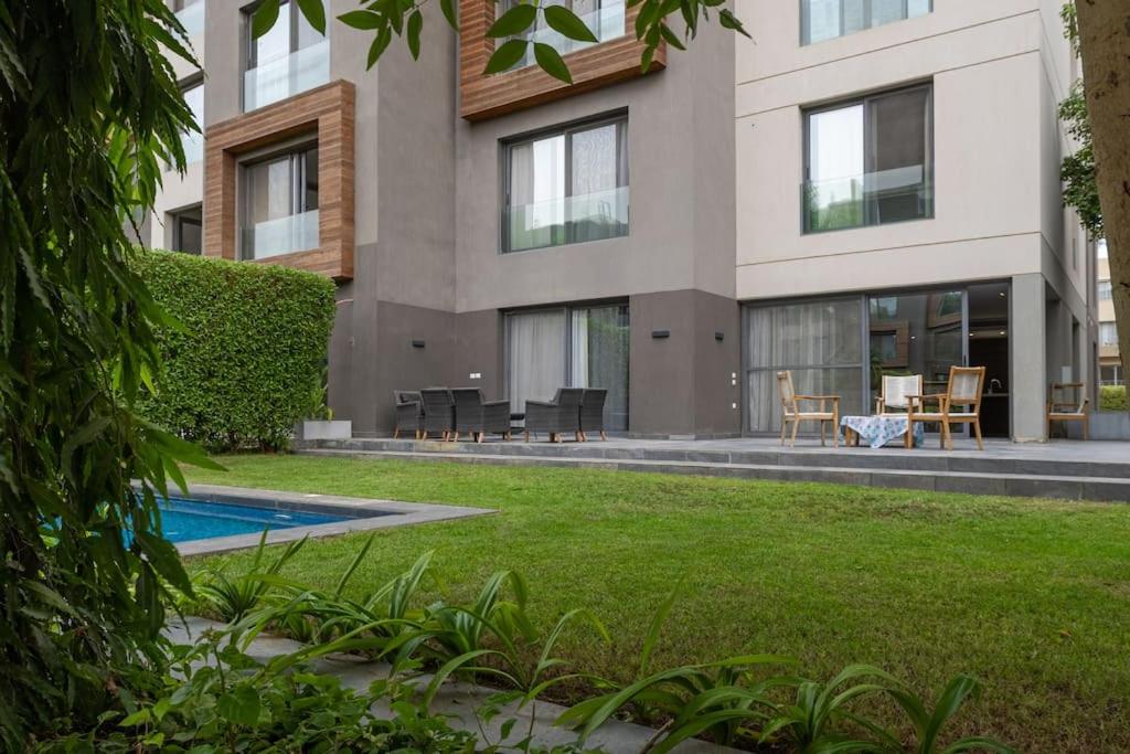 Private Pool Three Bedroom Apartment Silver Palm