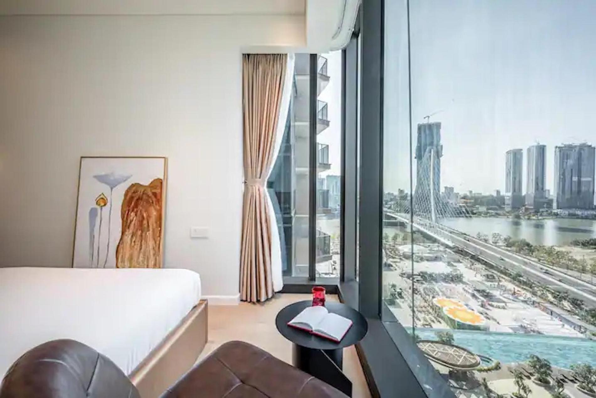 ZO Apartment Opera, Crest, Galleria -Central Saigon -Free POOL-GYM-SAUNA Room-YOGA Room