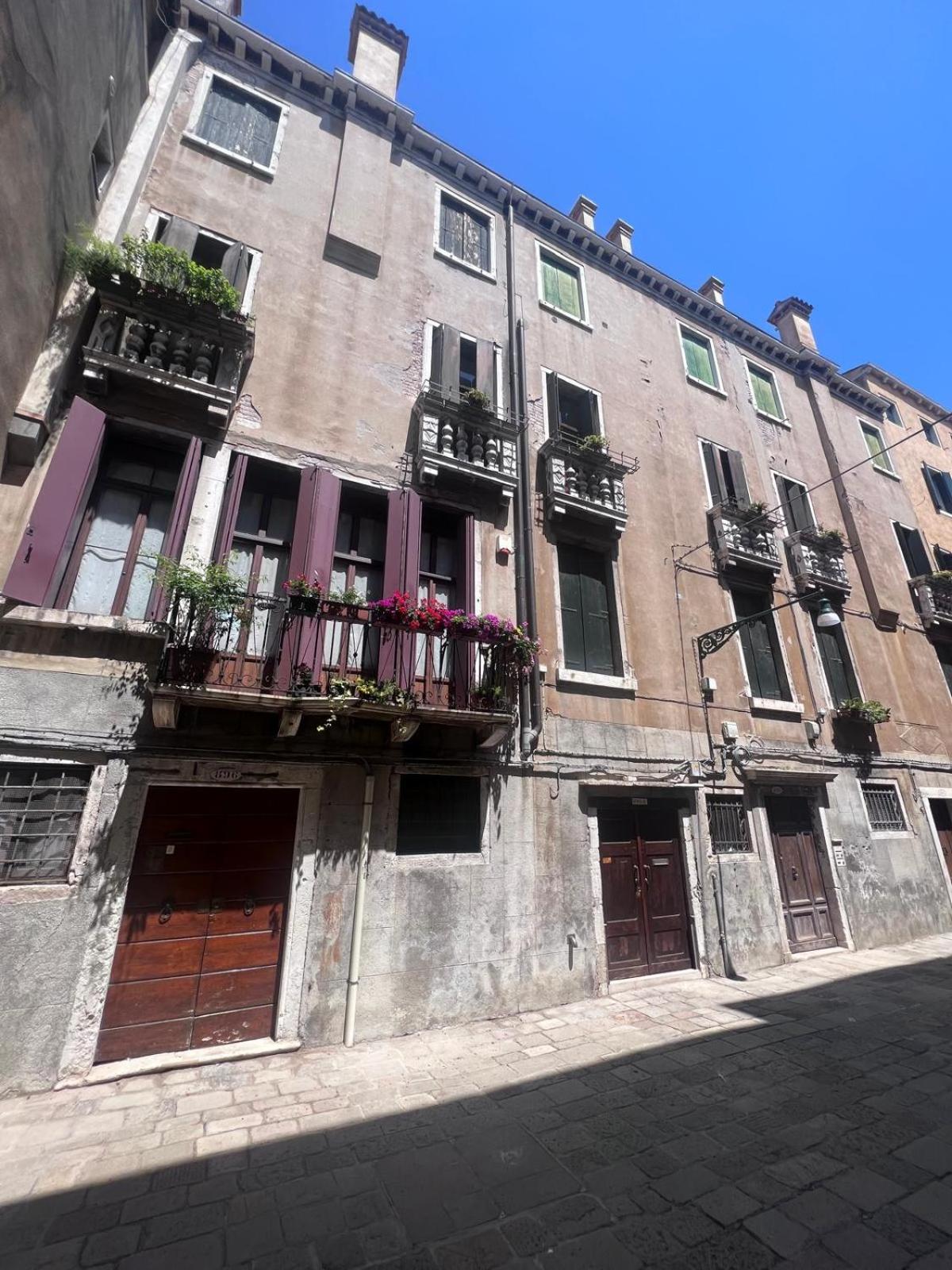 Palazzo Titti Rialto Suites