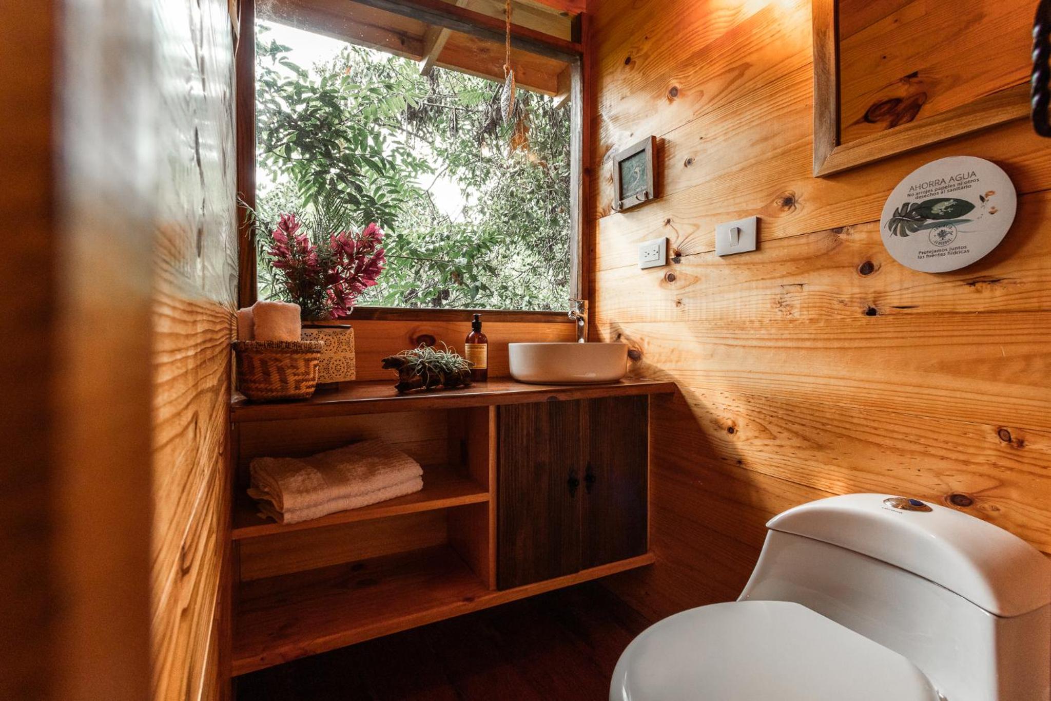 Tominejo Ecolodge - Casas en los árboles