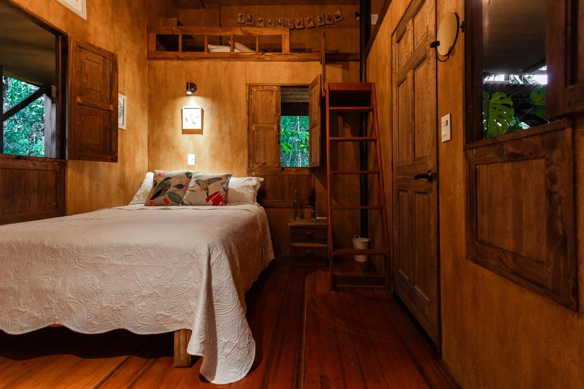 Tominejo Ecolodge - Casas en los árboles