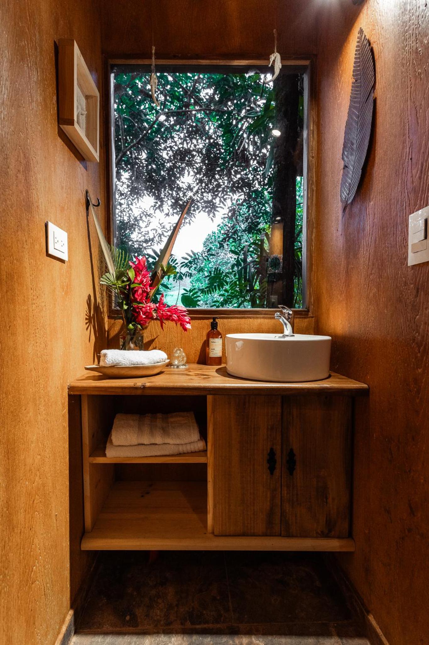 Tominejo Ecolodge - Casas en los árboles