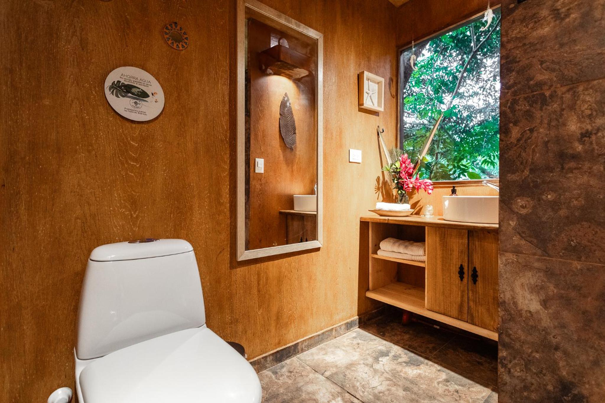 Tominejo Ecolodge - Casas en los árboles