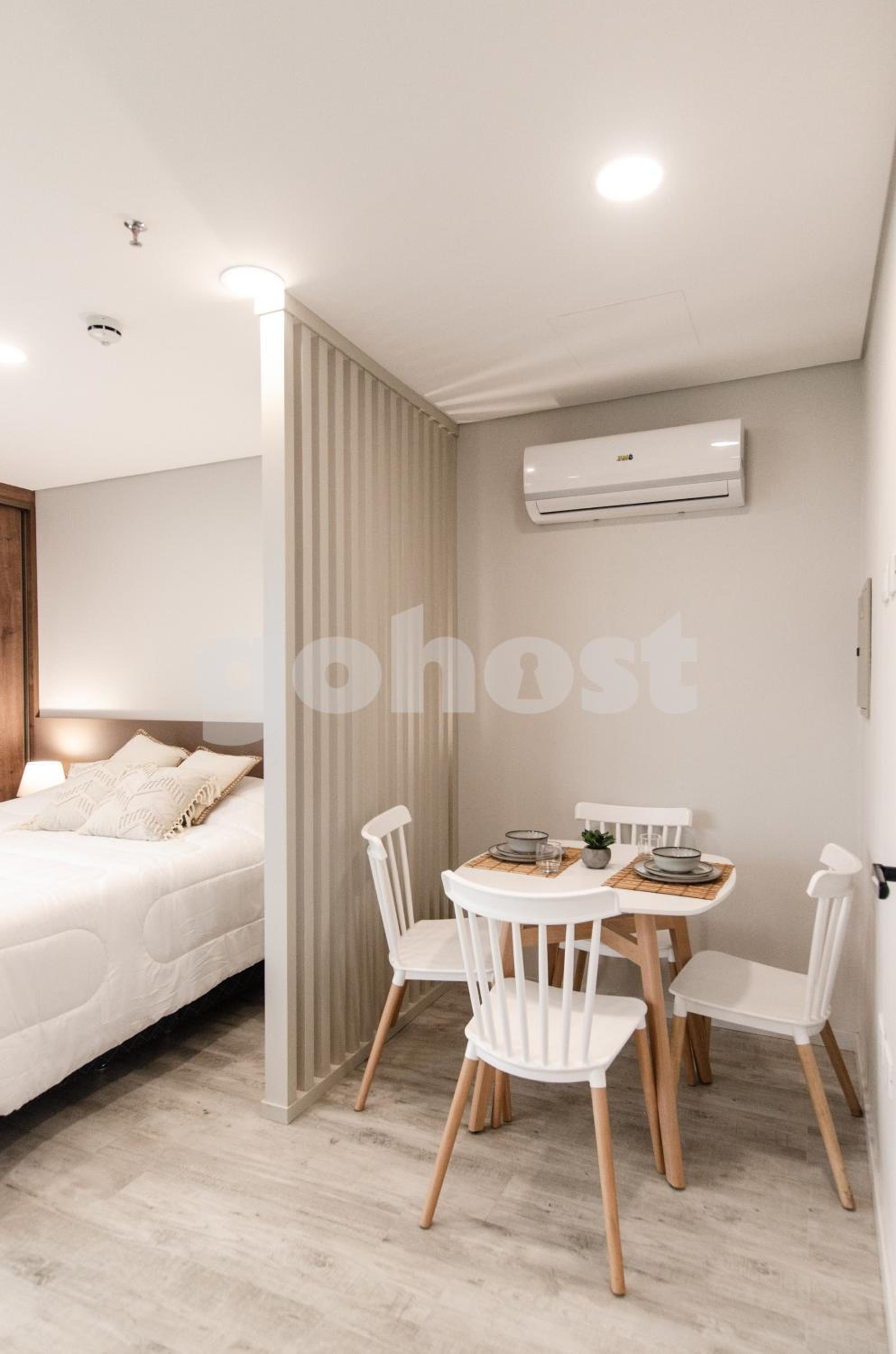 Comfortable And Chic Loft In Las Lomas