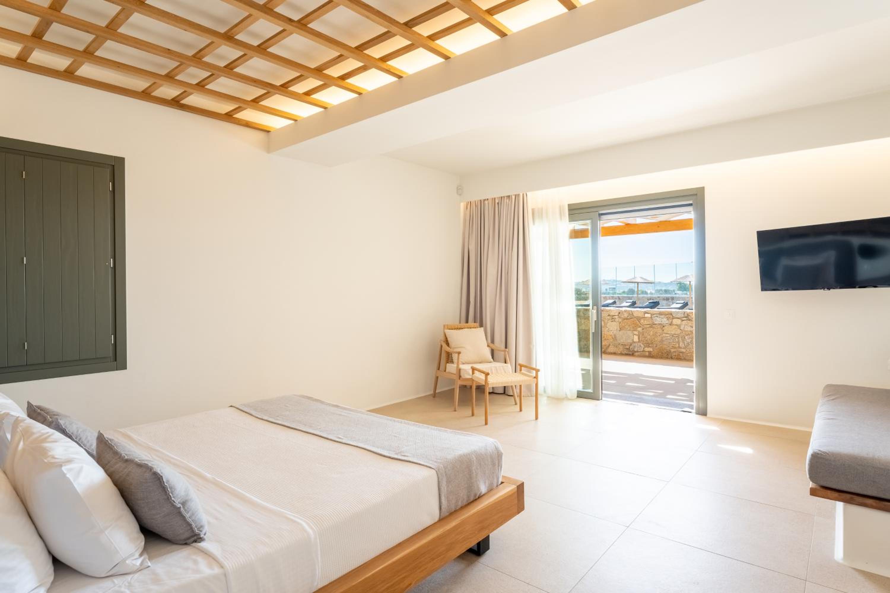 Regency Sunset Suites