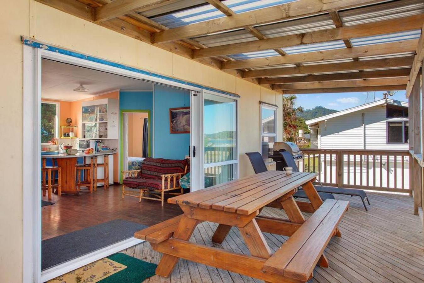 Banana Bach- Whole House- 6 guests- One price view 4