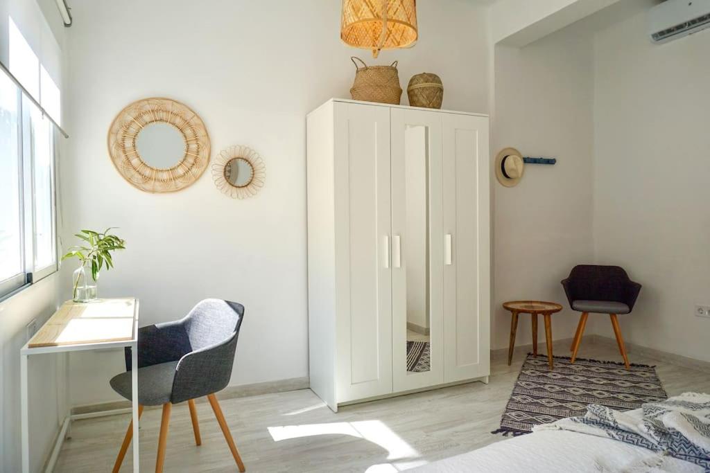 Moderno y Luminoso - Apartamento en Málaga Centro