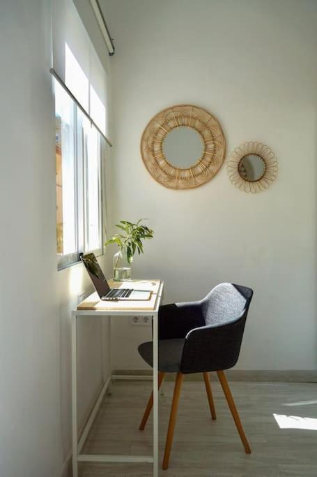 Moderno y Luminoso - Apartamento en Málaga Centro