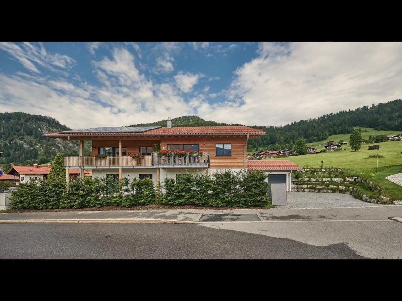 Villa Wanderlust view 3