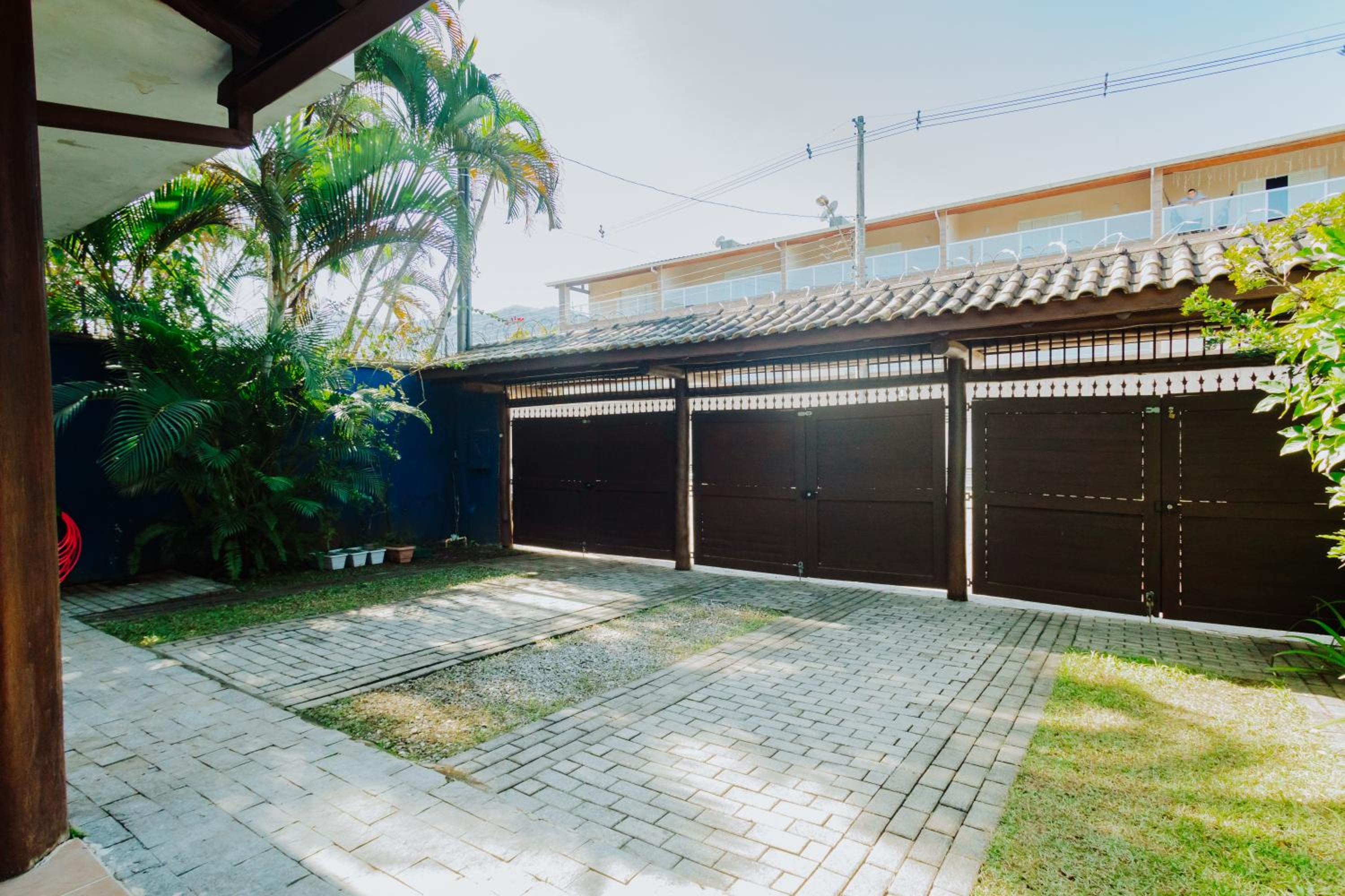 Retiro na Praia - Casa privativa com piscina