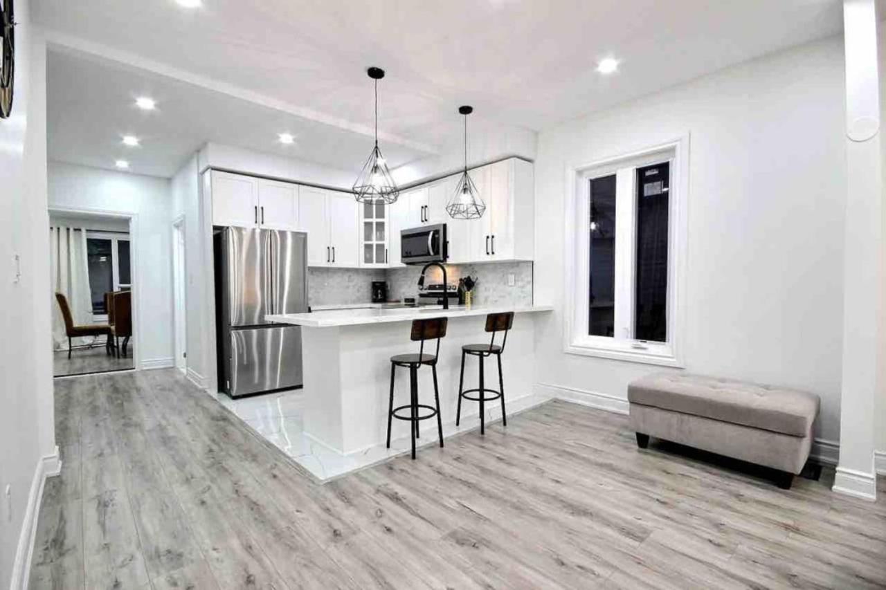 Modern Luxury Home next to Tim Hortons Field