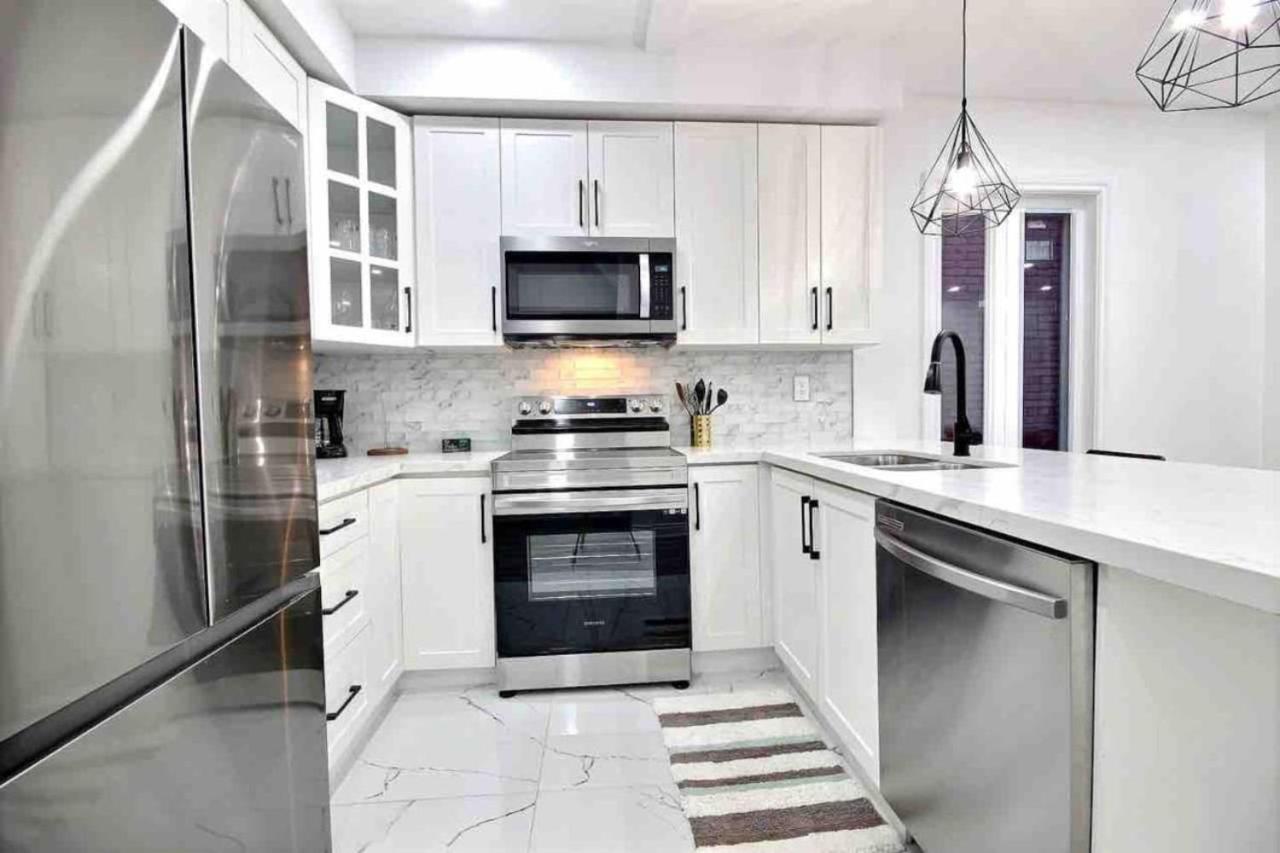 Modern Luxury Home next to Tim Hortons Field