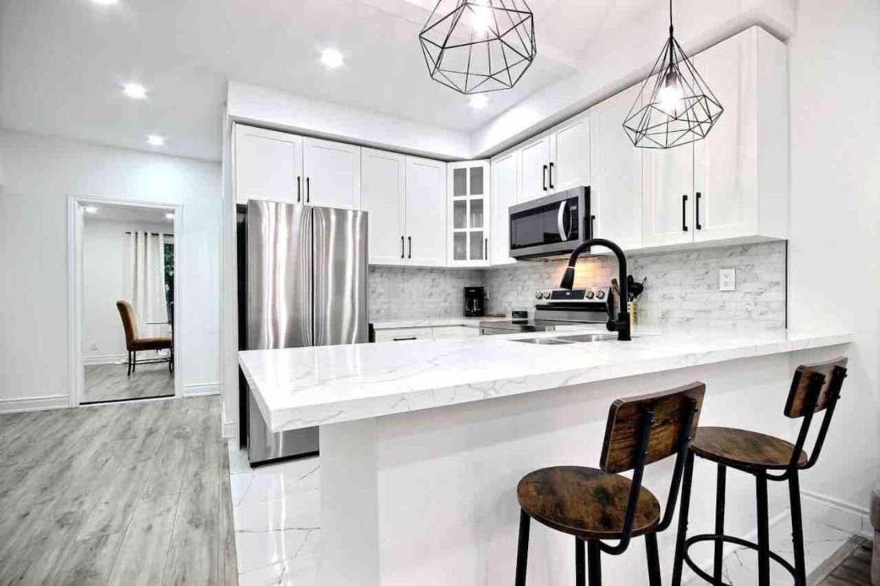 Modern Luxury Home next to Tim Hortons Field
