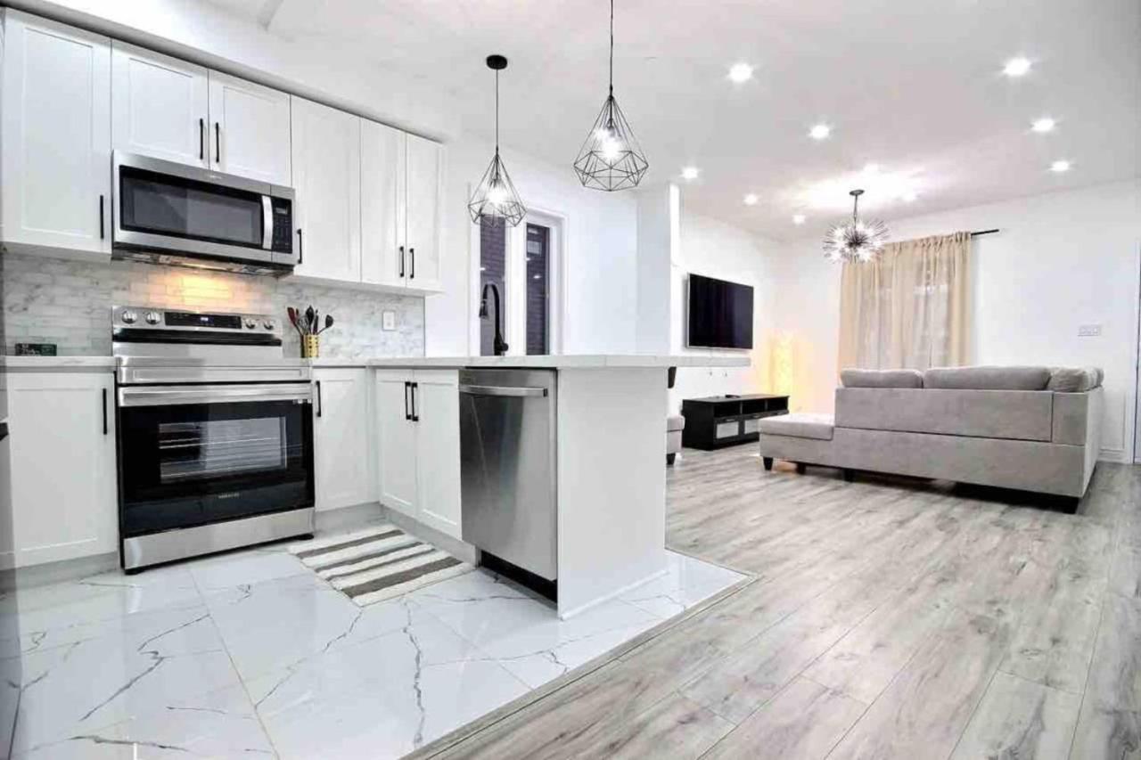 Modern Luxury Home next to Tim Hortons Field