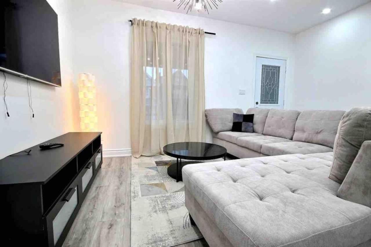Modern Luxury Home next to Tim Hortons Field