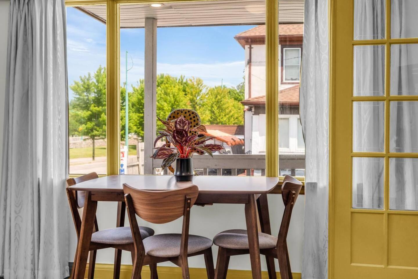 One of the Closest Homes to Tourist District- 13 Guests