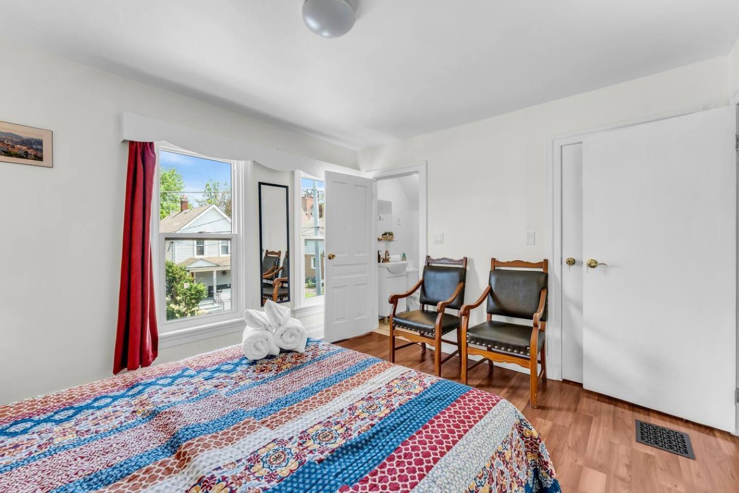 One of the Closest Homes to Tourist District- 13 Guests