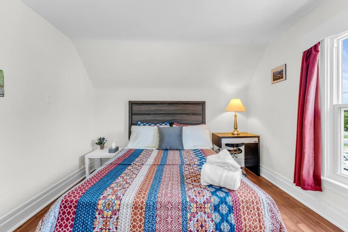 One of the Closest Homes to Tourist District- 13 Guests