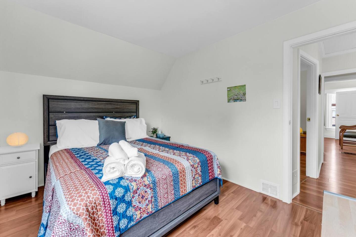 One of the Closest Homes to Tourist District- 13 Guests