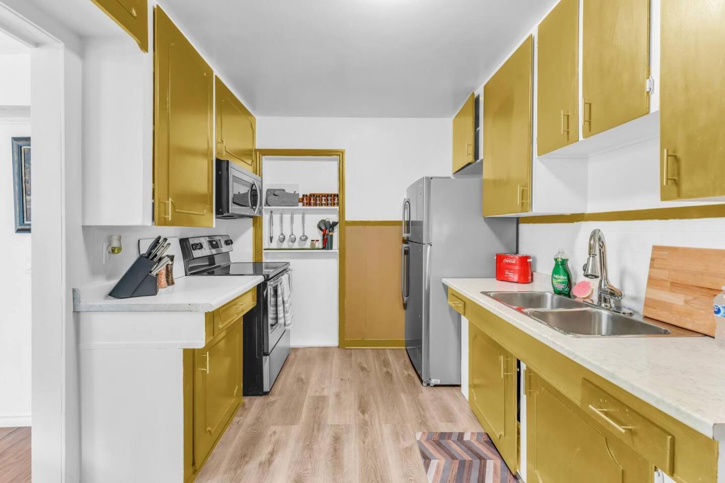 One of the Closest Homes to Tourist District- 13 Guests