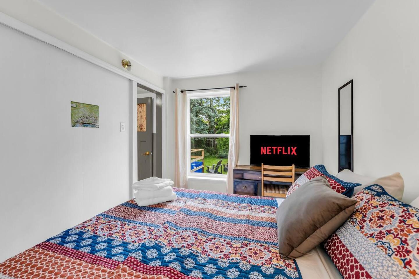 One of the Closest Homes to Tourist District- 13 Guests