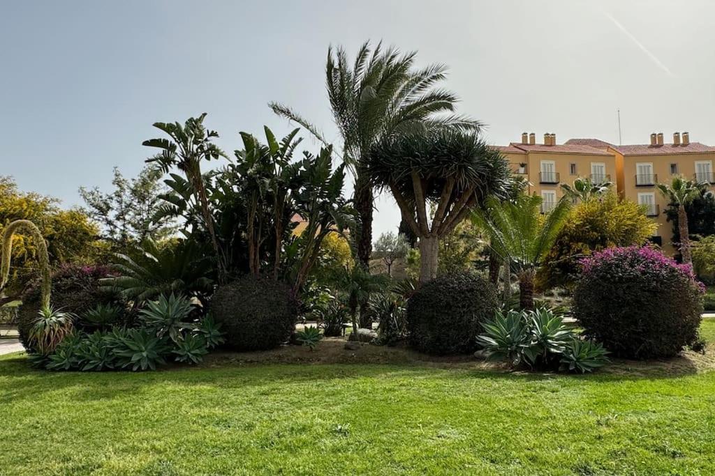 Apartamento en complejo único con piscina y zonas verdes