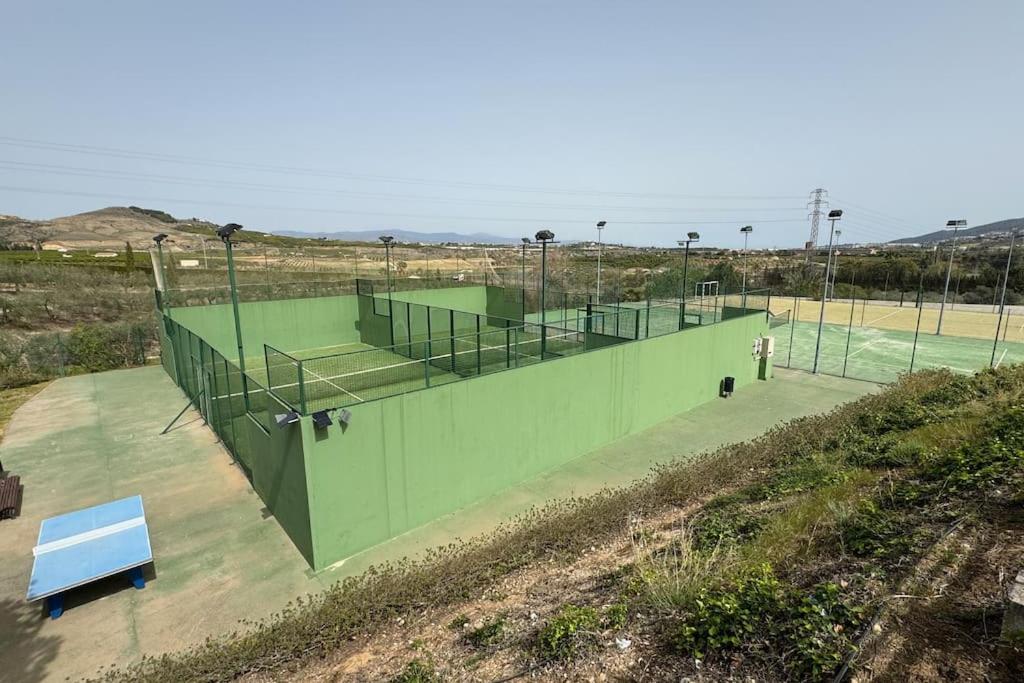 Apartamento en complejo único con piscina y zonas verdes