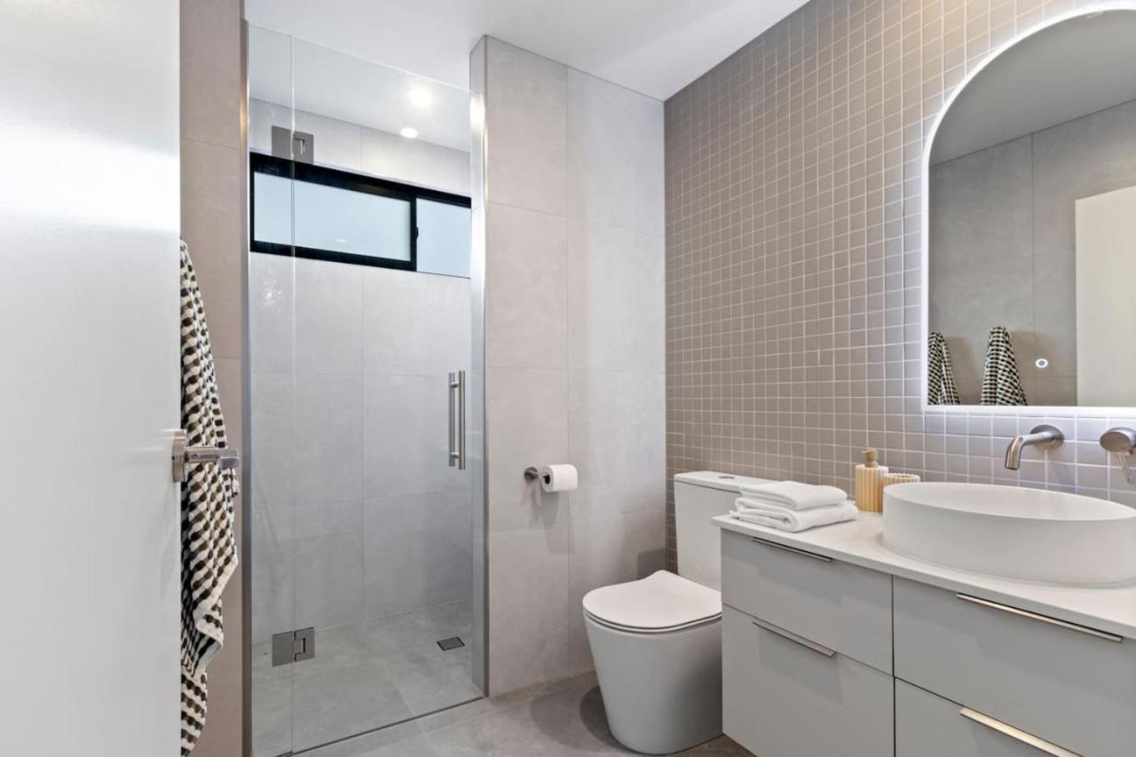 Luxury Living with Views -By KOSH BNB view 3
