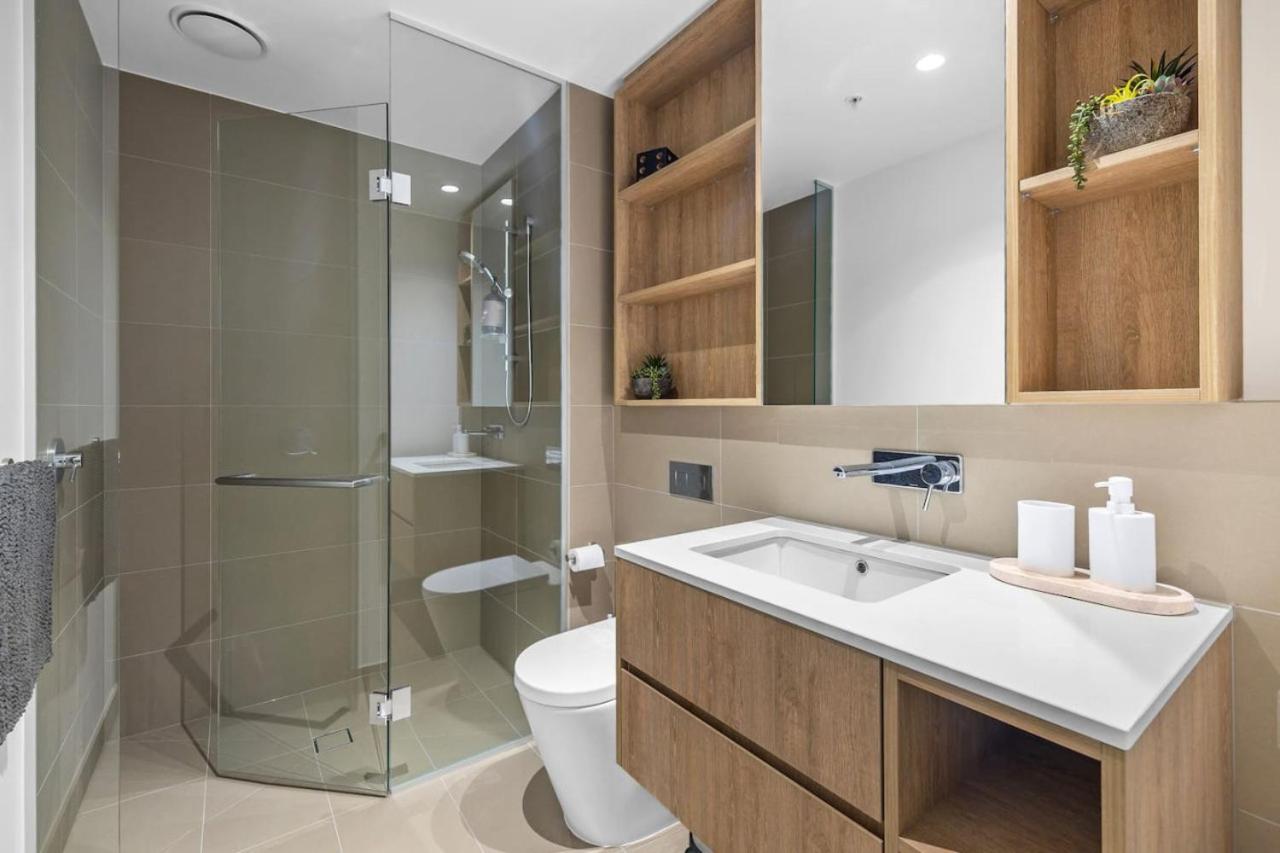 Opulent Suite at Westside Place