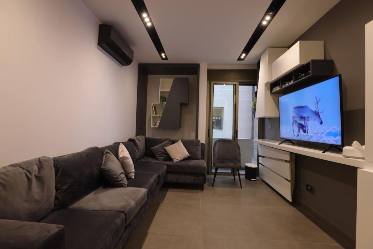 Mansourieh Vista Retreat 2BR Apt w Stunning View view 5