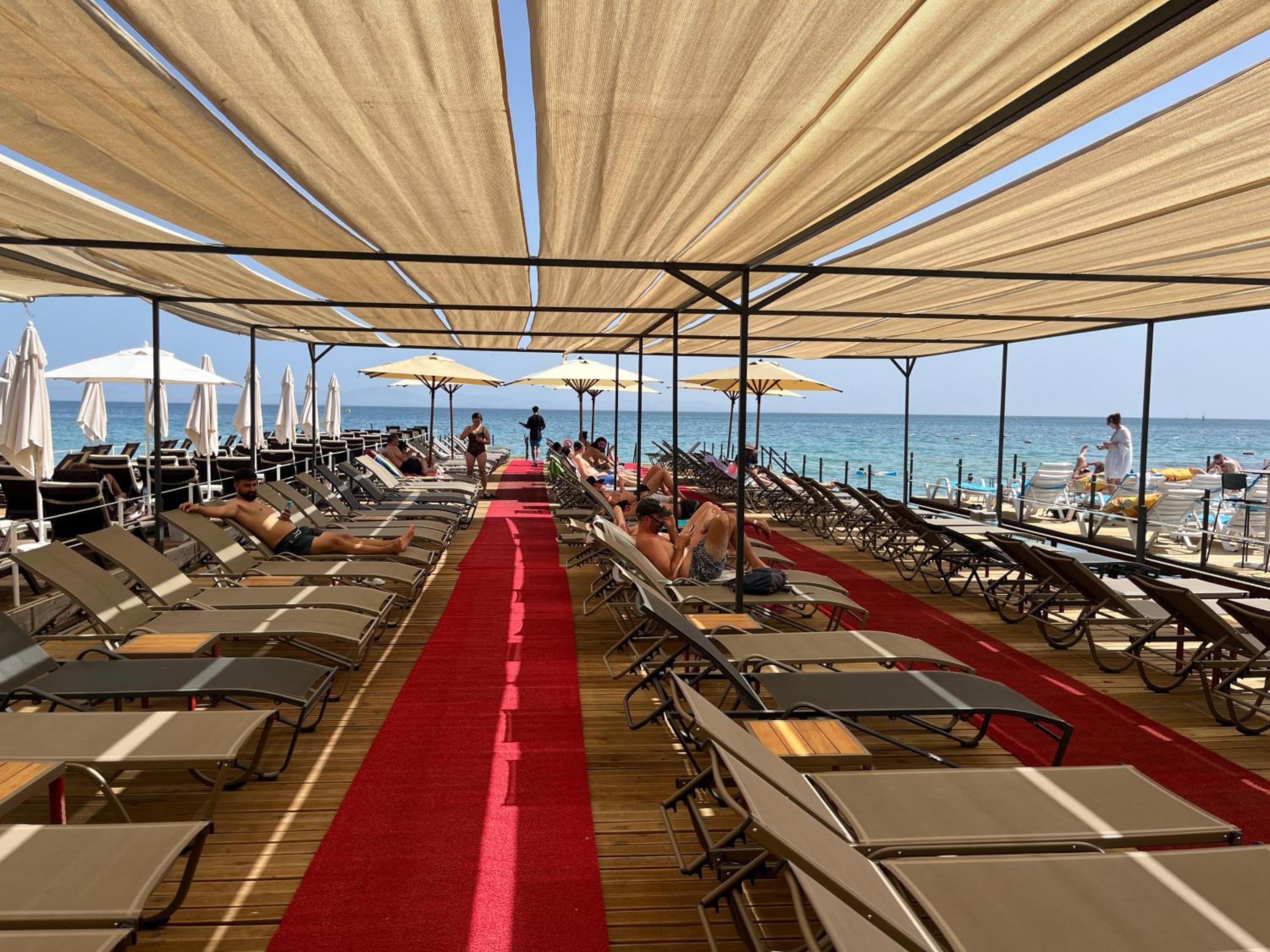 THE LEA HOTELS & SUITE - Image 55