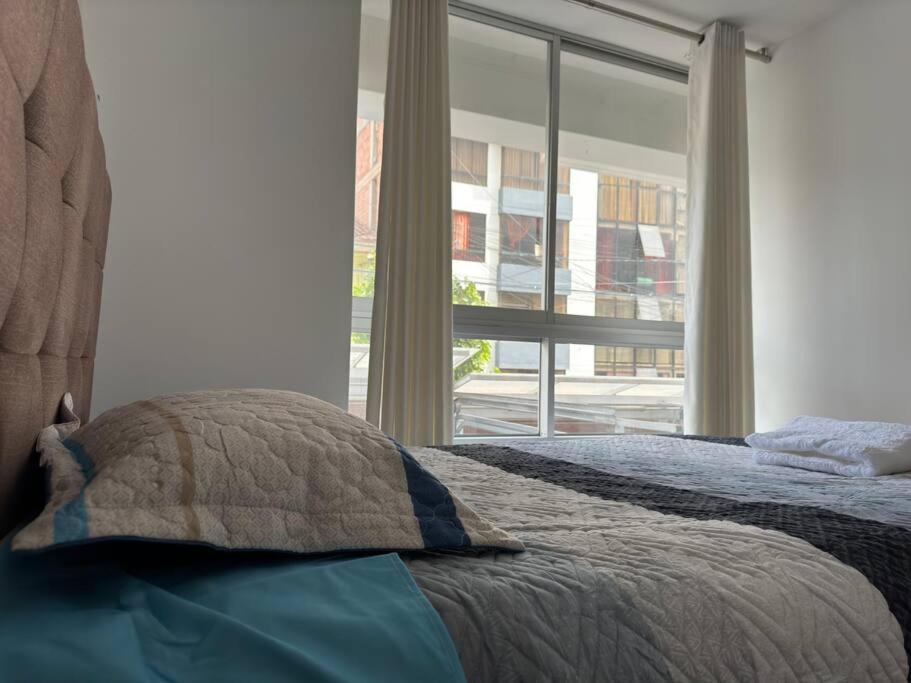 Departamento cómodo en zona residencial y tranquila a 10 minutos del centro de Cusco view 2